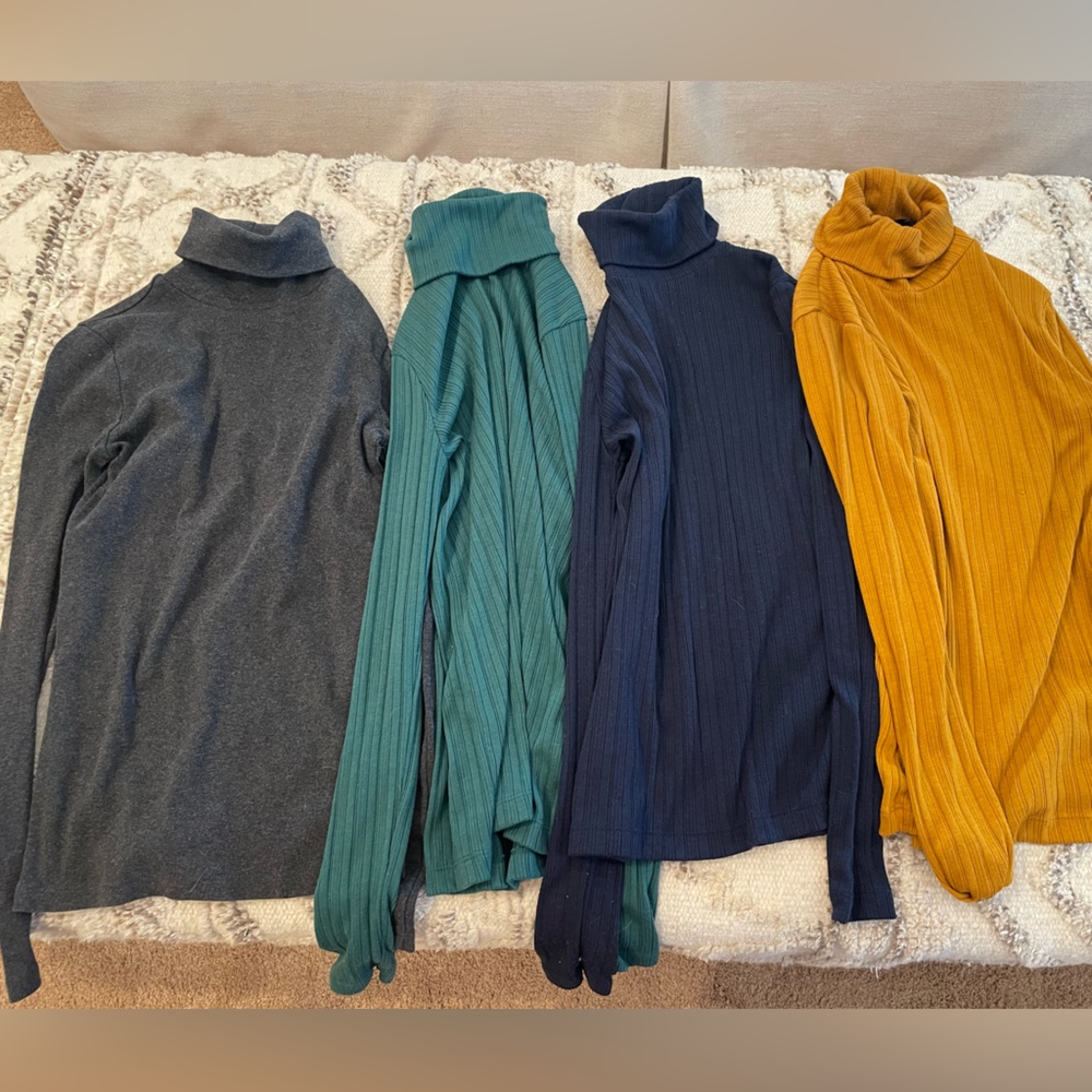 Bundle of 4 JCREW Turtlenecks XS